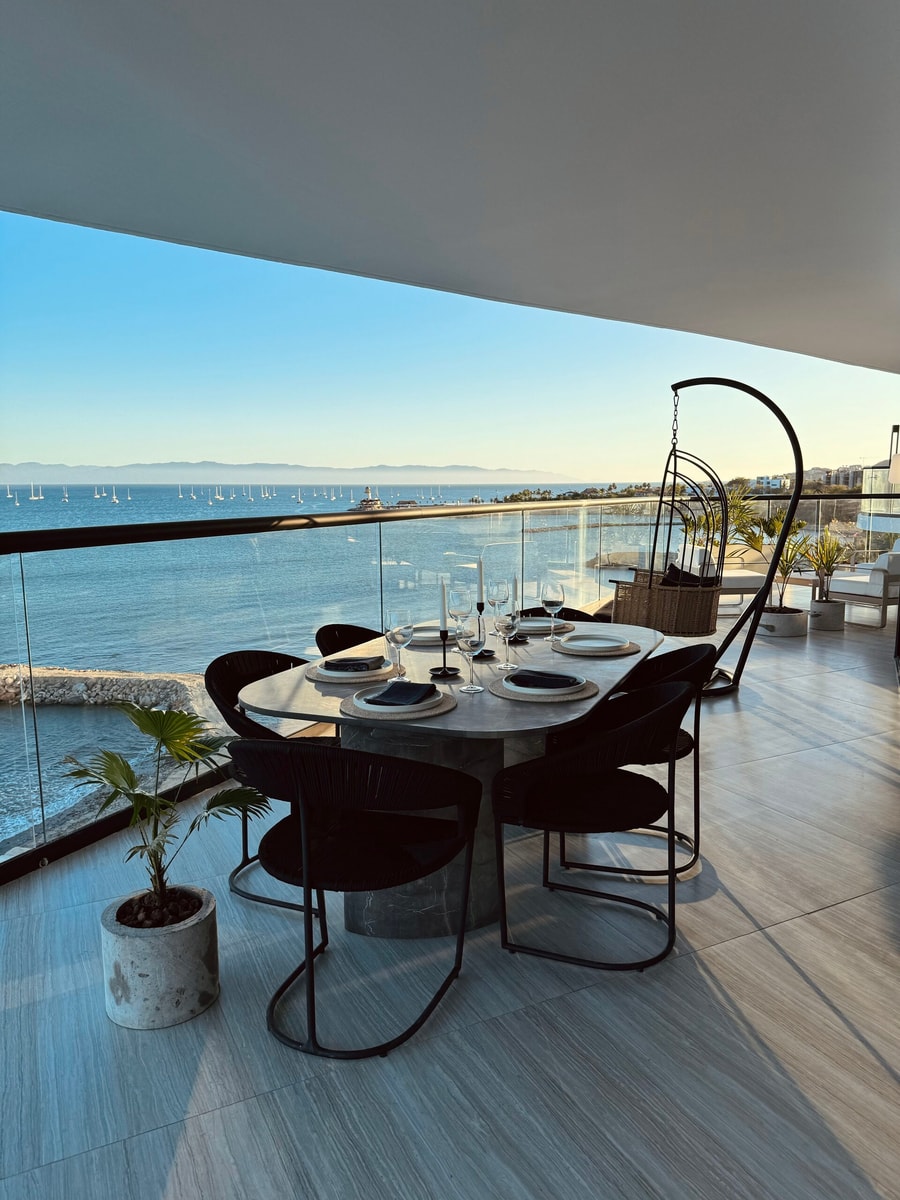 Luxury Beachfront Apartment | Tizate gallery image 3