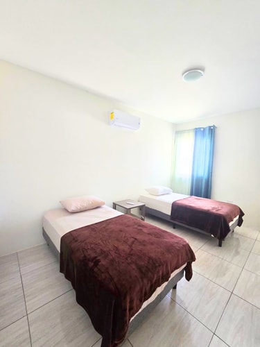 Cas La Lobi - Cozy Home in Quiet Neighborhood 7 Aruba Local Rental
