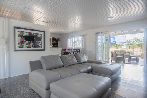 Aruban Home Close to Beach 2 Aruba Local Rental