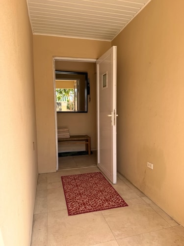 Lovely house in Palm Beach close to Hotel Area 63 Aruba Local Rental