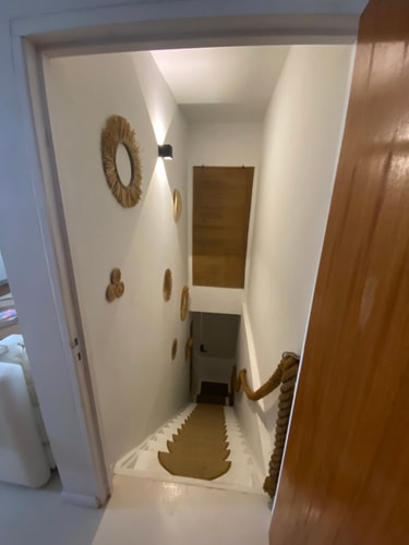 Listing gallery image 4