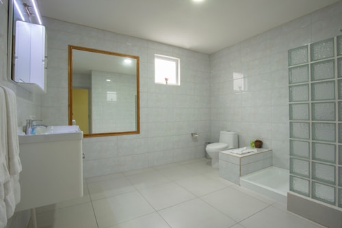 Bay Harbor Luxury 1 bedroom apartments 46 Aruba Local Rental