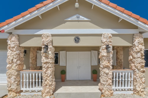 Casa Karlina 47 Aruba Local Rental