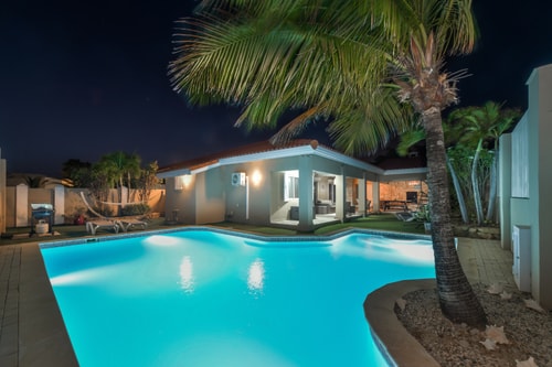 Casa Karlina 54 Aruba Local Rental