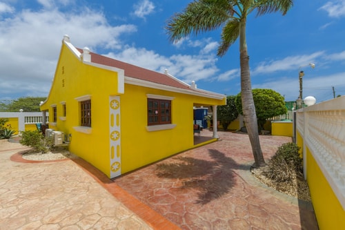NEW ! Casa Kudawecha (Casa & Casita) 10 Aruba Local Rental