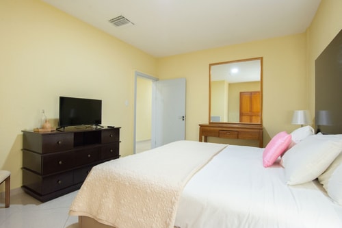 Bay Harbor Luxury 1 bedroom apartments 64 Aruba Local Rental