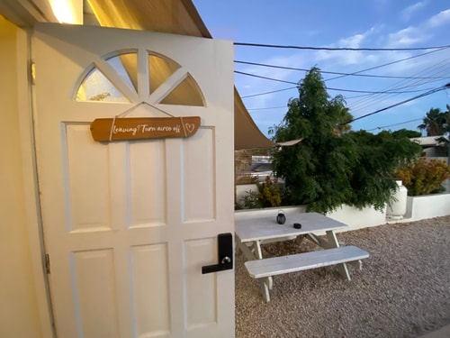 PALM BEACH VACAYSUITES - BAMBOO - STUDIO gallery image 5