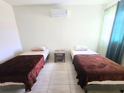 Cas La Lobi - Cozy Home in Quiet Neighborhood 8 Aruba Local Rental