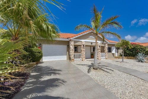 Casa Karlina 44 Aruba Local Rental