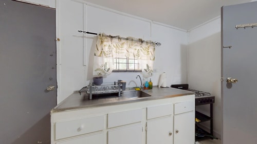 Cozy apartment conveniently located 27 Aruba Local Rental