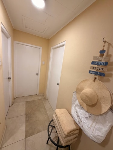 Lovely house in Palm Beach close to Hotel Area 27 Aruba Local Rental