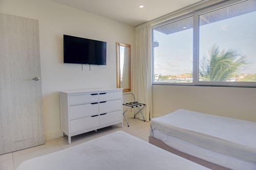 Palm Beach, Las Islas Condo # 8 42 Aruba Local Rental