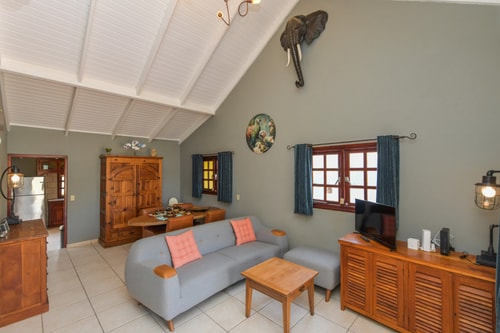 NEW ! Casa Kudawecha (Casa & Casita) 53 Aruba Local Rental