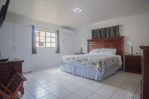 Aruban Home Close to Beach 7 Aruba Local Rental