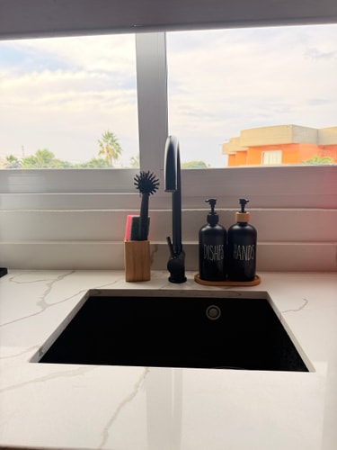 PALM BEACH VACAYSUITES - COCONUT SUITE - TOP FLOOR 18 Vacay Suites Aruba