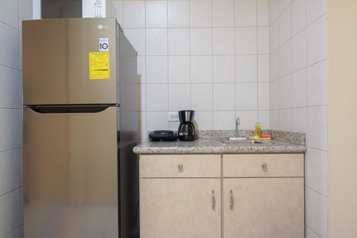 NEW ! Bay Harbor studio 206 11 Aruba Local Rental