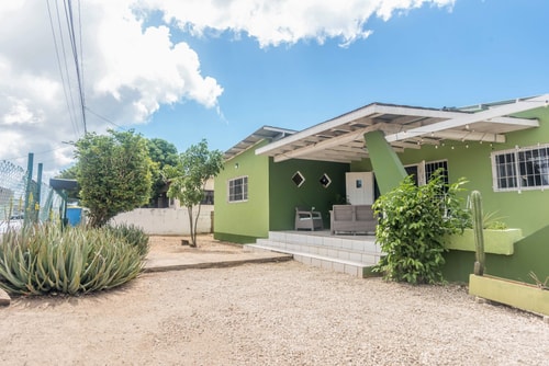Aruban Home Close to Beach 0 Aruba Local Rental