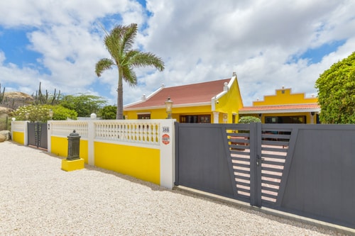 NEW ! Casita Kudawecha 4 Aruba Local Rental