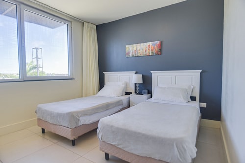 Palm Beach, Las Islas Condo # 8 43 Aruba Local Rental