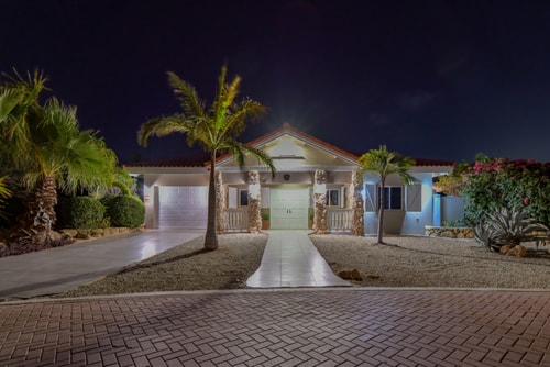 Casa Karlina 60 Aruba Local Rental