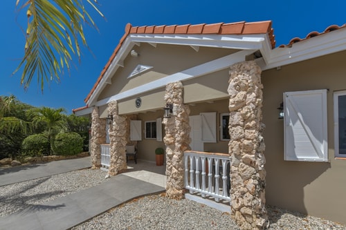 Casa Karlina 45 Aruba Local Rental