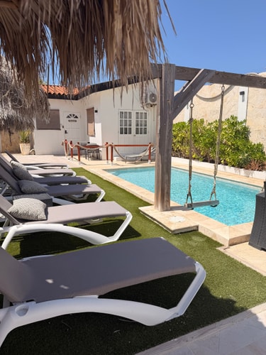 PALM BEACH VACAYSUITES - COCONUT SUITE - TOP FLOOR 43 Vacay Suites Aruba