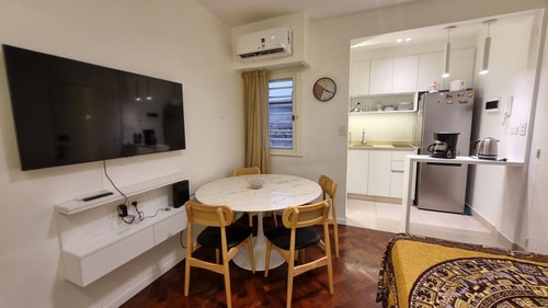 Apartment steps away from Av. Corrientes theaters