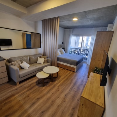 Studio - Built in 2025 - Very modern & cozy!