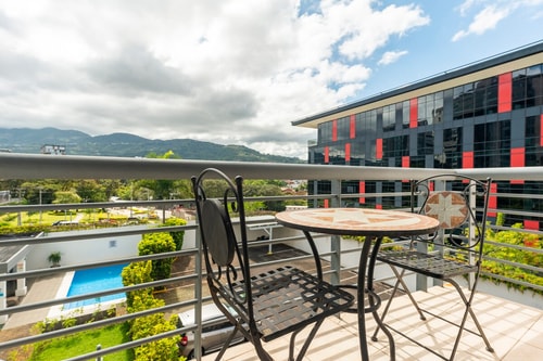 Convenient Flat in Prime Location - Pubs and Rest