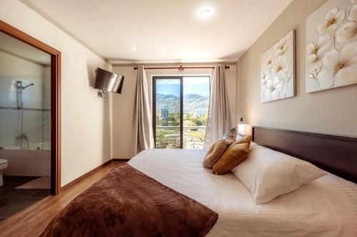 Magical Penthouse in Prime Location+ Cima Hospital
