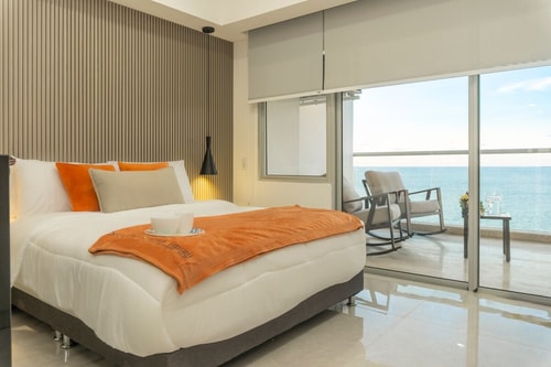 Cozy Oceanfront Suite-Sunset CB1427