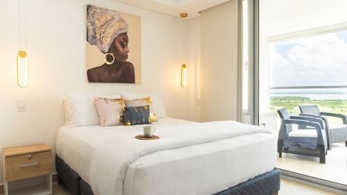 CB1432 Cozy Suite 2min Airport-Priv Balcony