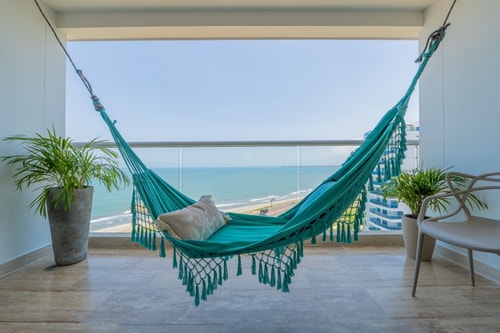 Oceanview Suite w/ Hammock & 2 Queen Beds 12F