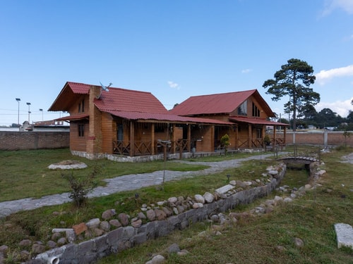 Spacious Villa for 16 Guests, Just 5 Minutes from