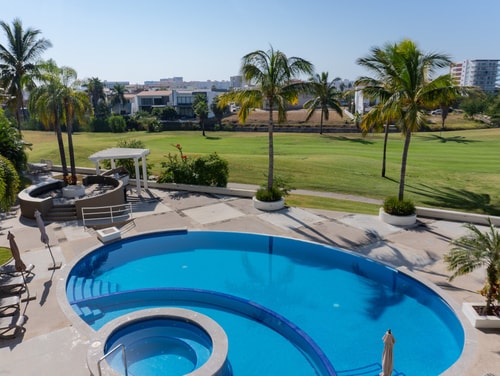 Campo de golf, Alberca en Marina Mazatlán