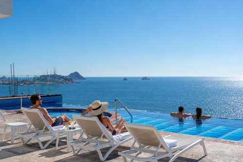 Impresionante Apartamento con Alberca Infinit