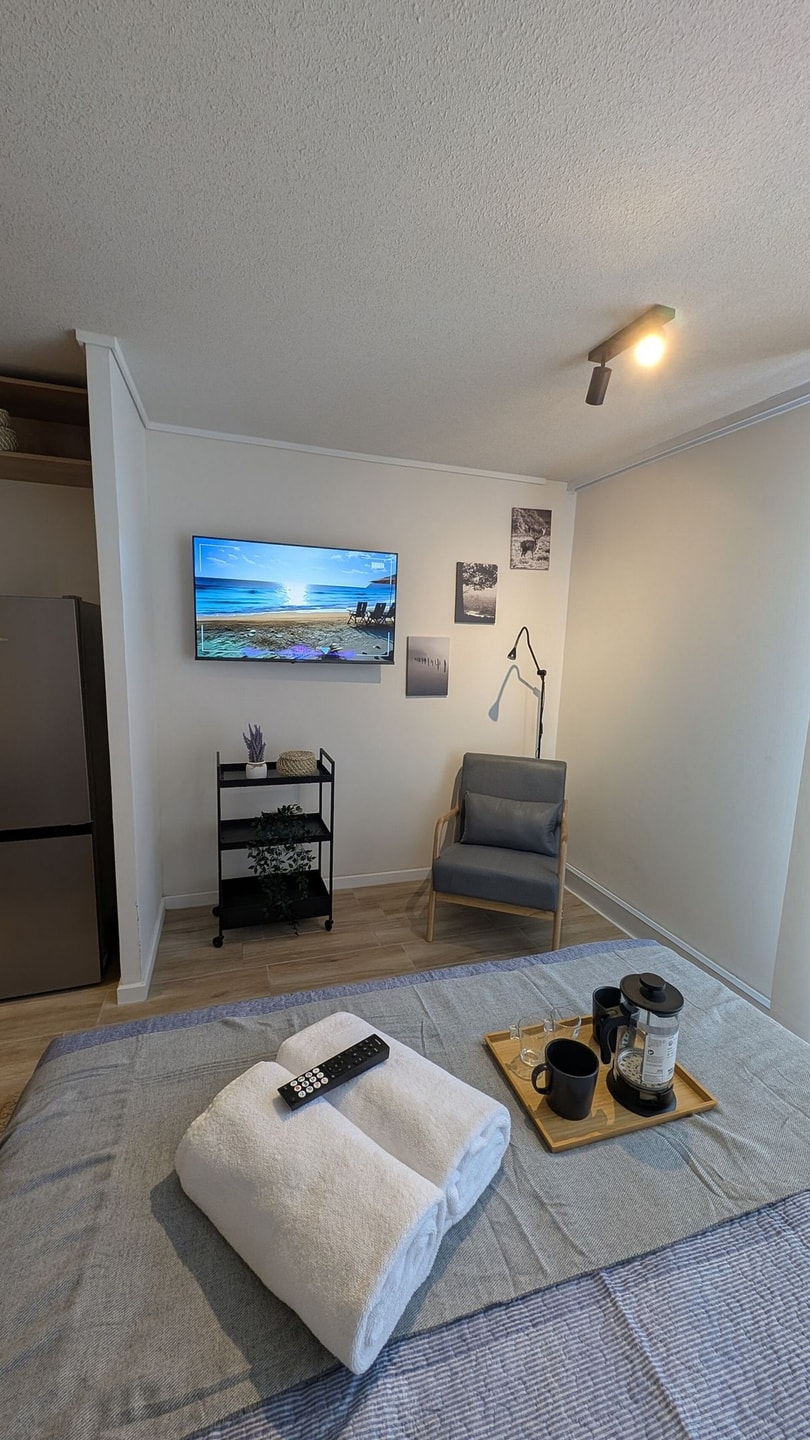 Listing gallery image 6
