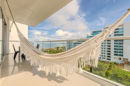 Spectacular Ocean View · Direct Beach Access