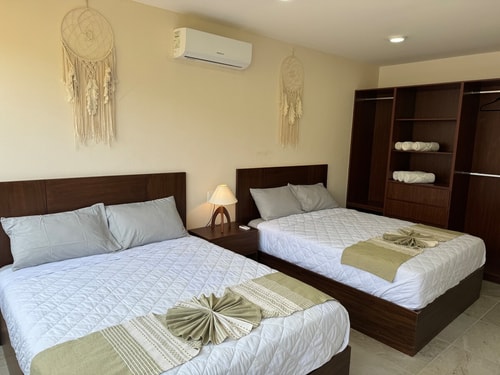 105- Nabani 1 · Amplio departamento 2 recamaras 2 baños y terraza