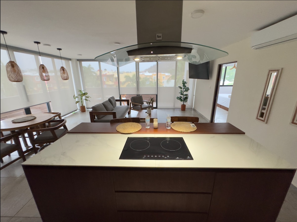 Listing gallery image 3
