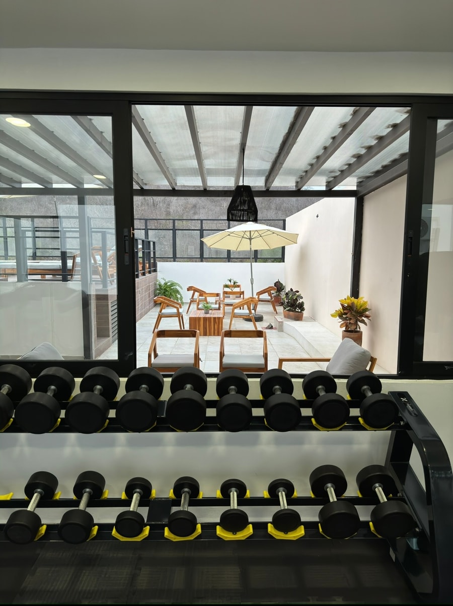 Listing gallery image 12