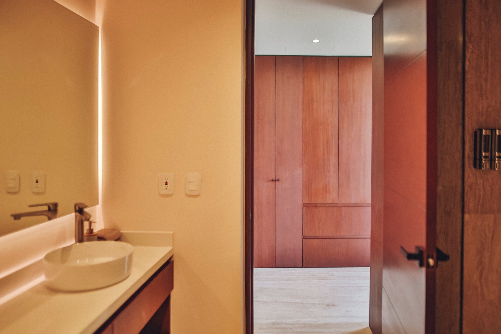 Lux Apartment |Gym| Private pool 23 Castiland