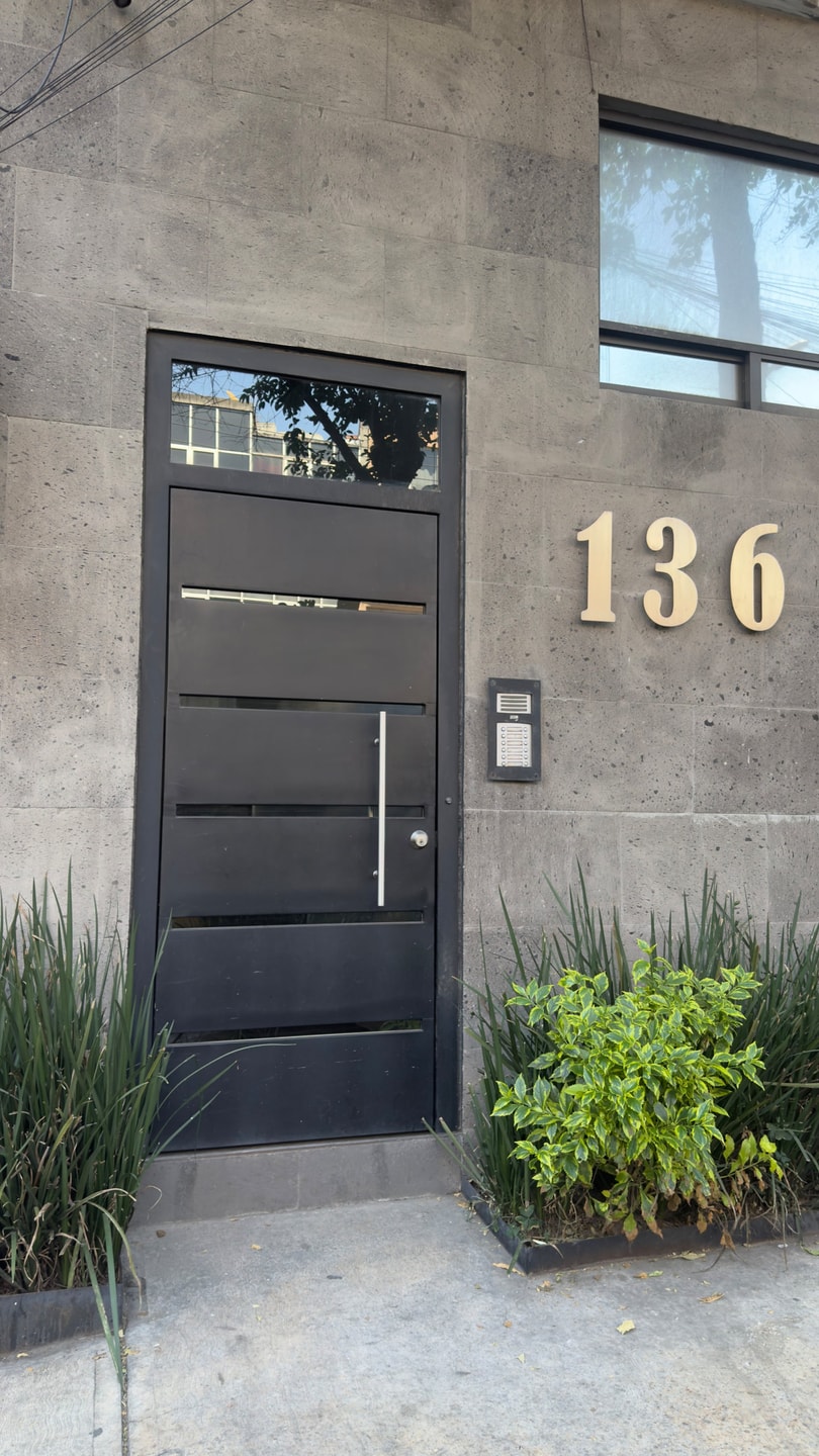 Listing gallery image 32