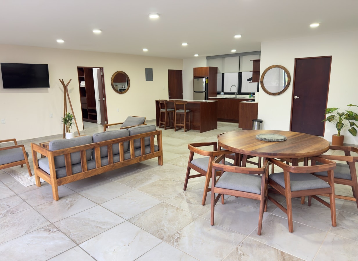 Listing gallery image 12