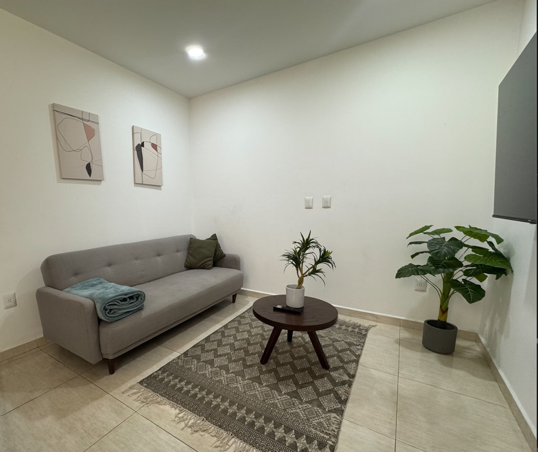 Listing gallery image 44