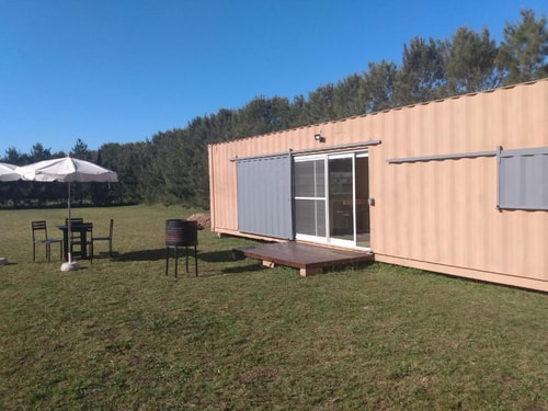 Casa container para cuatro personas