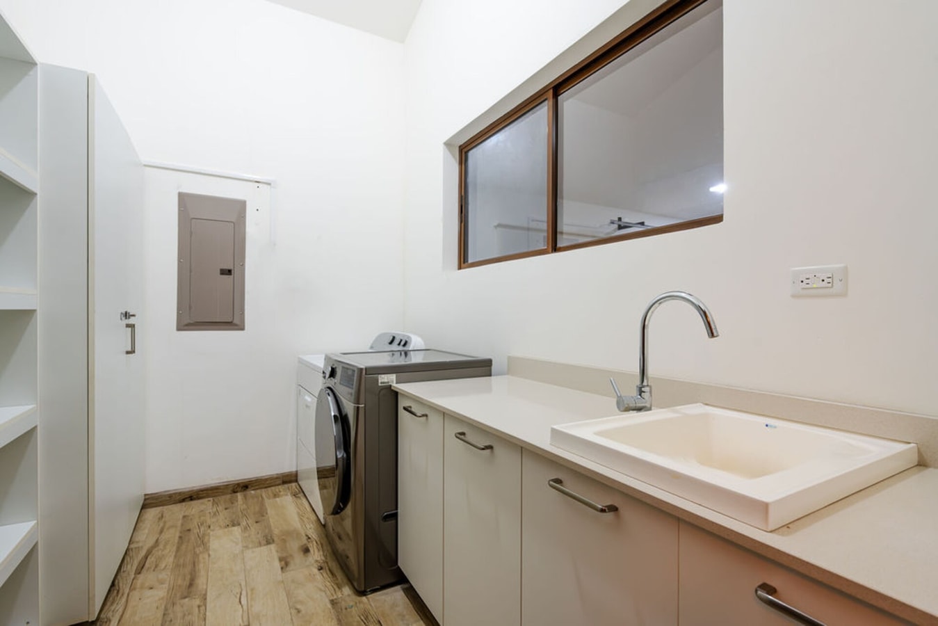 Listing gallery image 36