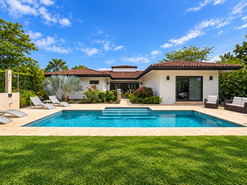 3BR Hacienda Pinilla |Private Pool & Outdoor Tub
