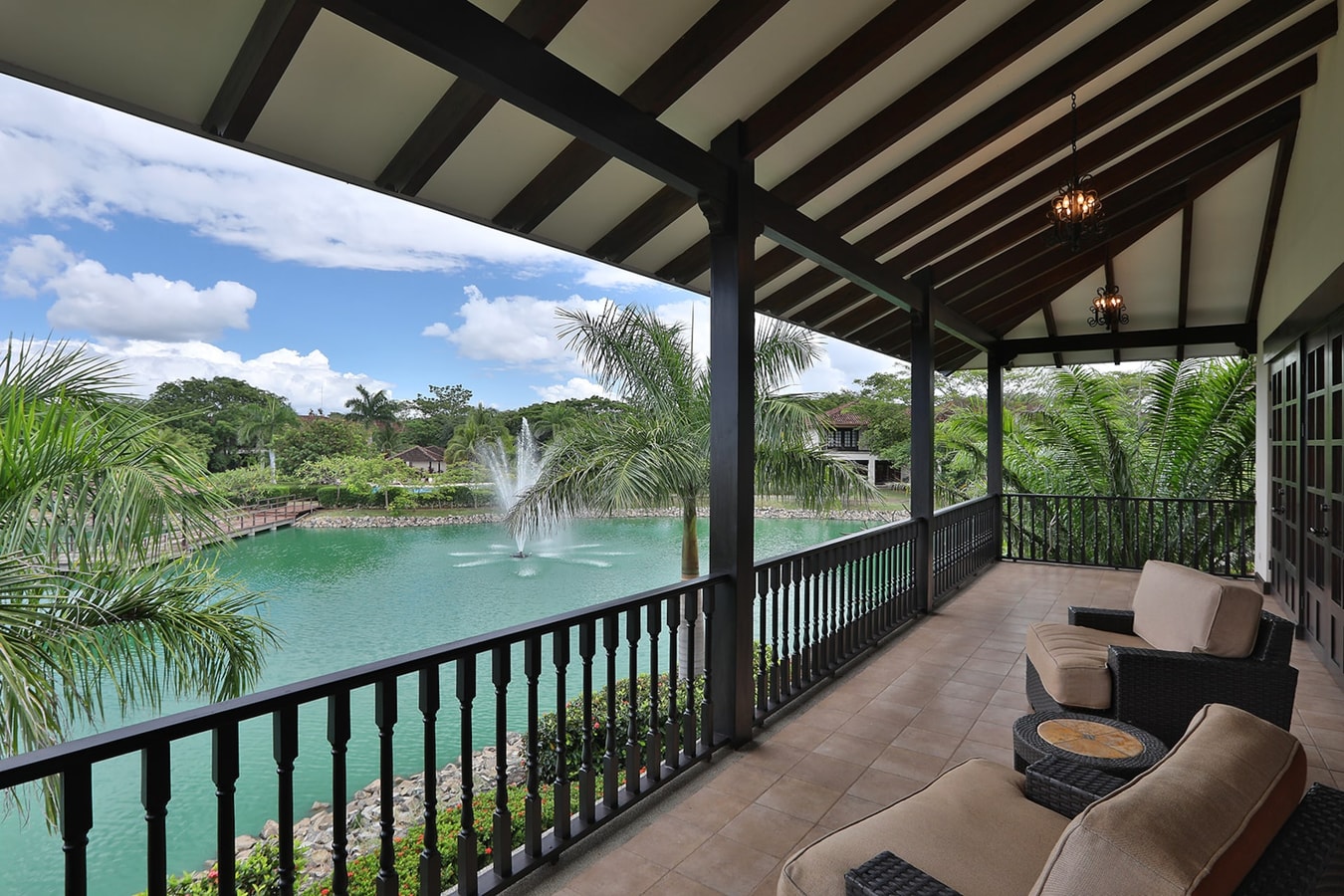 Villa Sorelle 3-bedroom Villa for relaxing stays gallery image 1