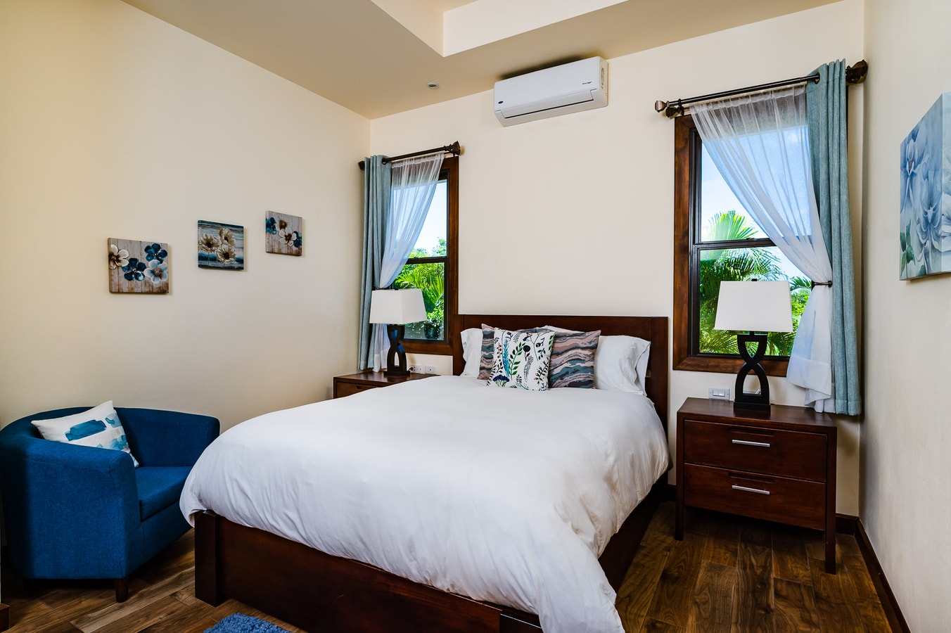 Villa Maria | Private Pool and Mini Golf Escape gallery image 19